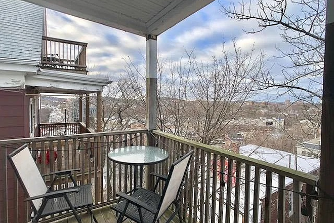 Patio - Spring Semester Sublet - 1350/month - With 3 Male Undergrads Apartments