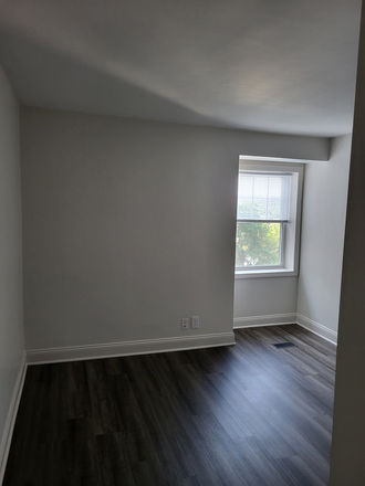 1st Bedroom - Private Room for Rent Townhome