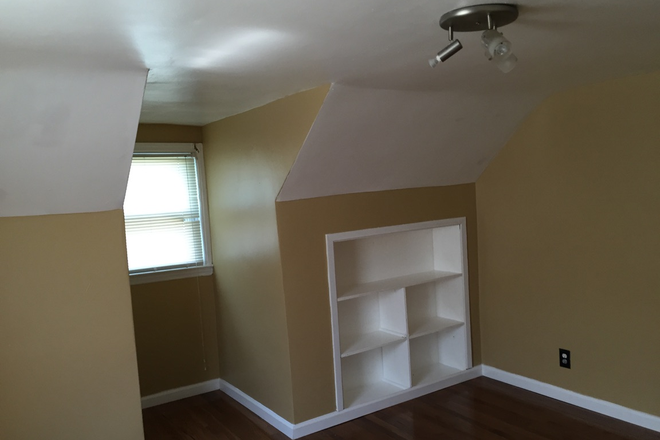 bedroom - ***Lenox Avenue Renovated House with All Large Rooms For Rent!***