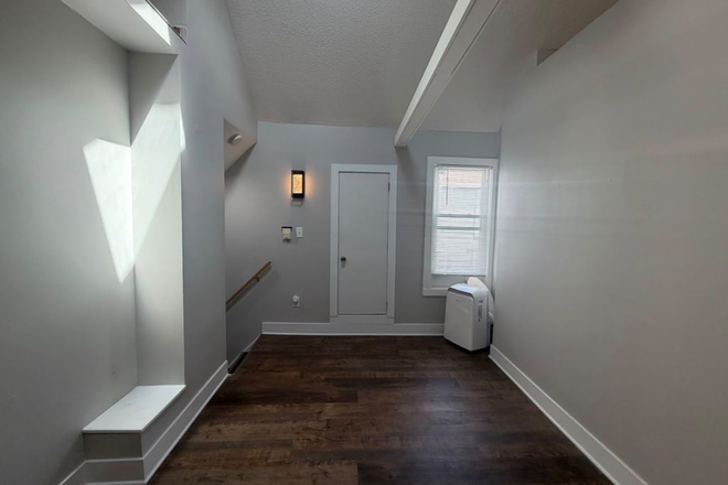 Study Area - AVAILABLE NOW | Little Italy 2BR/2BA | Walk to CWRU & UH Townhome