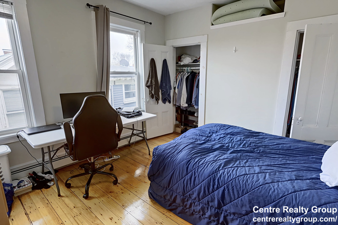 Bedroom - Renovated 5 Bed/2 Bath – In-Unit Laundry, & Modern Finishes - Available 9/1 Apartments
