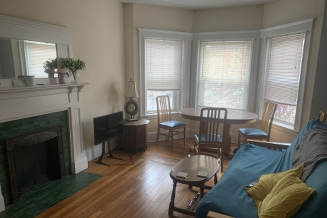 Photo - 1300 Commonwealth Ave Apartments