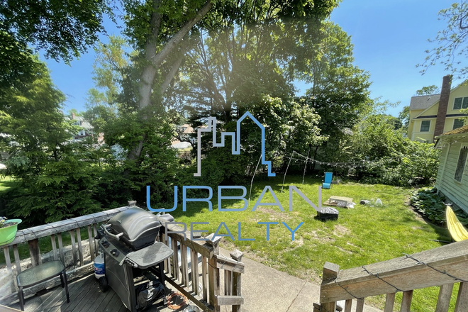 YARD - AVAILABLE AUG 28, 2026 4 BED 2BATH WITH PARKING Apartments