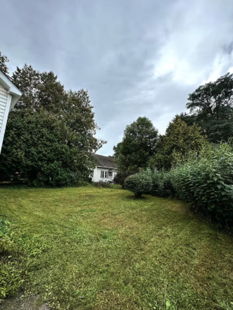 backyard - The Cozy Cavern House