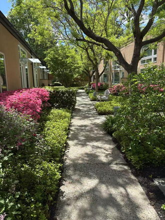 Entrance - Furnished 1BR condo-Moore St-Princeton