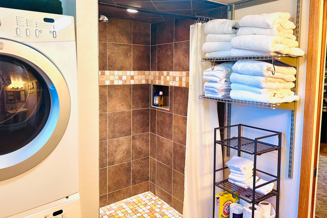 Laundrey - Boulder Home Away From Home