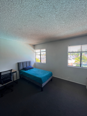 Master bedroom available to rent - 1 full  bedroom unit for rent over Summer from June 1st