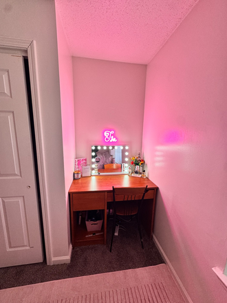 Bedroom - University Highlands Apartments