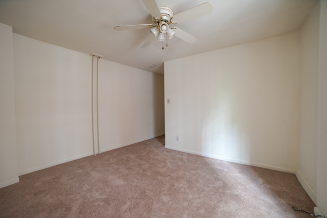 Living Room - Off Campus Philly  - 1 Bed Unit Steps From Campus Apartments