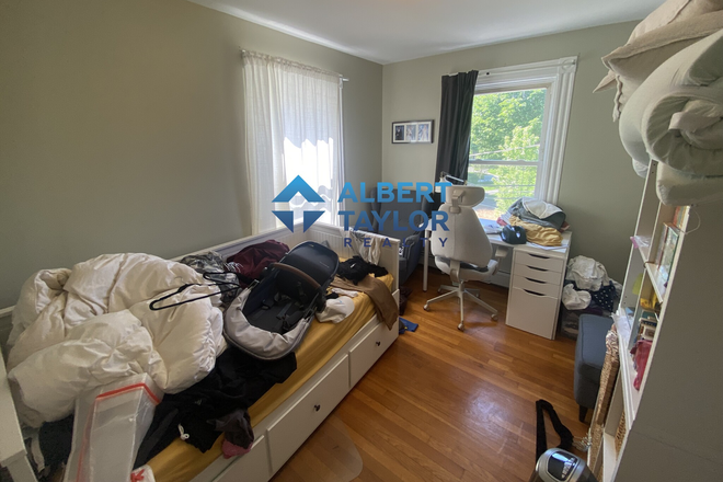 Bedroom #1 - Cozy 2 Bedroom near GreenLine!! Apartments