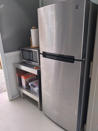 Appliances into screen porch - Pleasant view quiet neighborhood House