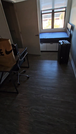 Bedroom - University View
