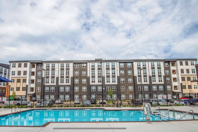 Outsider - The Flagship Kerns Apartments