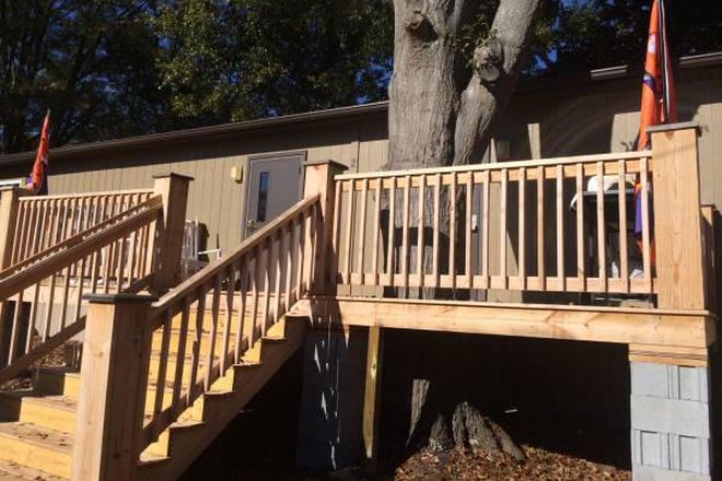 Decks with grills - Clemson Cove Rentals offers lakeside living in rural setting across from campus and still private. Apartments