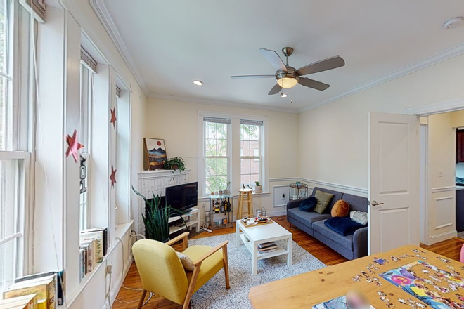 Call NOW for showings! 617-236-8600 - GLENVILLE AVE - *NO FEE* SPLIT 2BR FOR 3 PPL W/ H&HW INC, LNDRY IN BLDNG, RNTL PRKNG *AVAILABLE NOW*