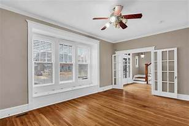 walk in, living or dining - The Waterman Manor House