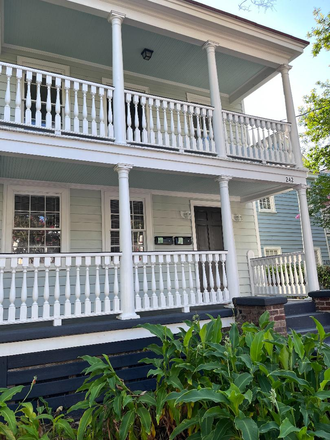 2nd floor balcony - Renovated 2nd Floor Apt 4Br/2Ba NOW AVAILABLE AUGUST 1