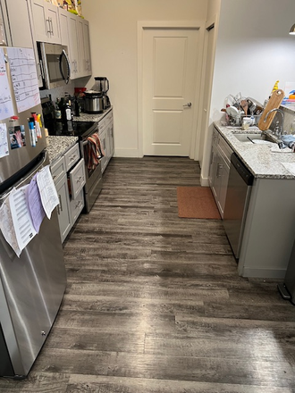 Kitchen - $500+December's rent free! Aspen Heights, 3 Bedroom apartment