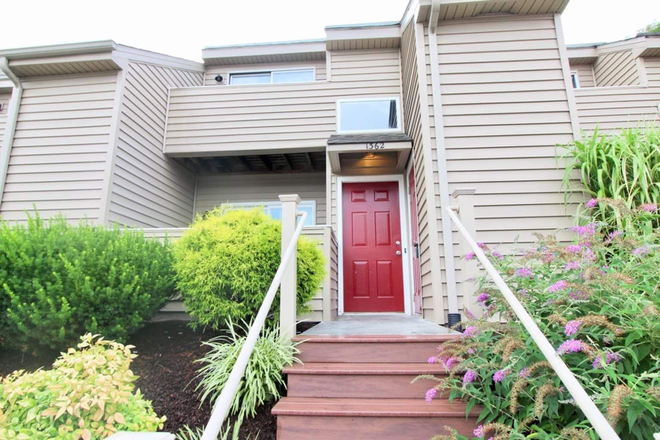 Front - Now Pre-Leasing for the 2026–2027 School Year! Townhome