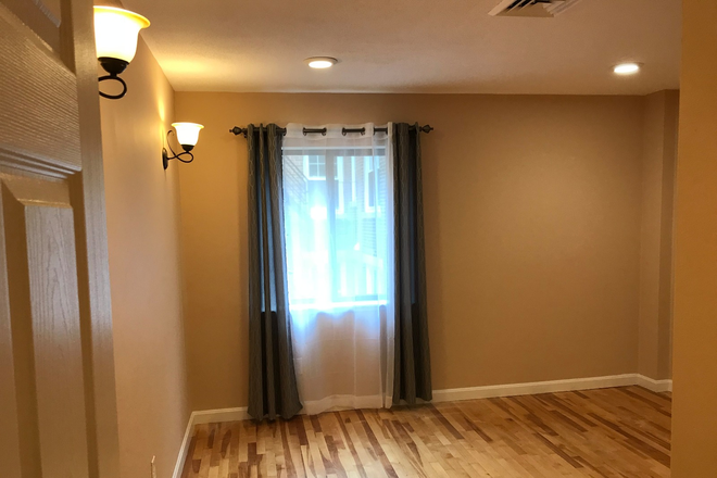 Bedroom - Available 2025!! 3 bed on Chestnut Hill Ave, on the BC shuttle! Apartments