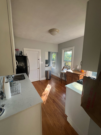 Kitchen - Sunny Subtle close to D Line Townhome