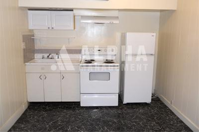 Kitchen - 1 Bed Bath Fenway/Kenmore No Brokers Fee Apartments