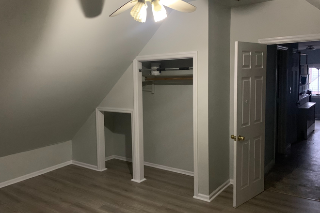 Bedroom - Immediate Opening - Graduate/Postgraduate House Share