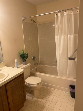 Bathroom - 1BR condo-Ravenscrest Dr-Plainsboro Twp.