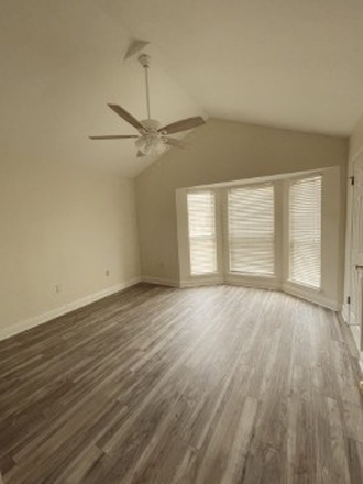 master bedroom - Brightside Park Town Home Rentals
