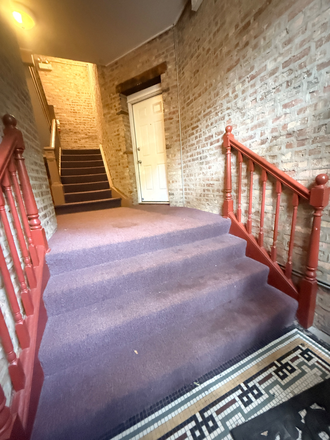 Interior Foyer - Huge 3 Bedroom / 3 Bath Duplex Updated Condo Quality Rental