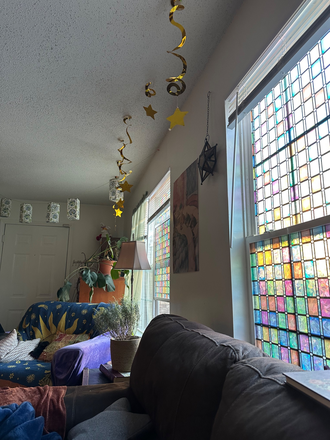 Living room - University Highlands Apartments