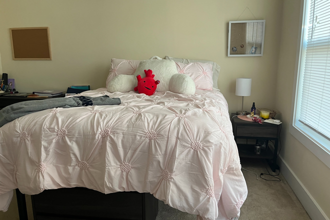 Bedroom - The Cottages Apartments