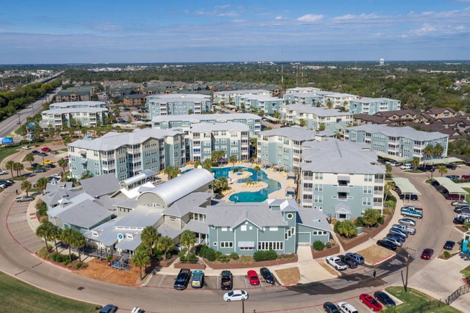 Exterior view of the property - Z Islander