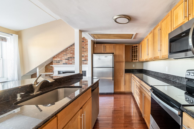 kitchen - Incredible South End 1 Bedroom Apartments