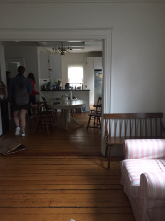 lvgrm thru to dngrm & kit - Bright sunny 6 bedroom with open communal living area and private bedrooms above Apartments