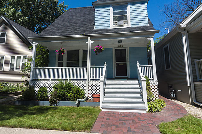 Outside Street View - 2026 Summer Sublet for house close to campus