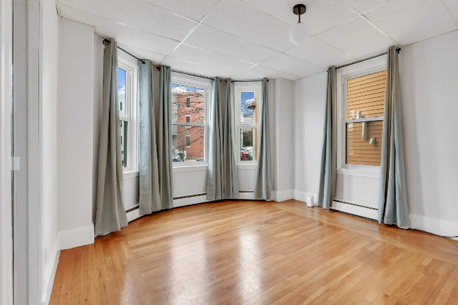 Bedroom - 823 Dorchester, Boston, MA 02125 Apartments