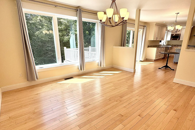Dining room (now furnished) - Beautiful Updated house, welcoming neighborhood