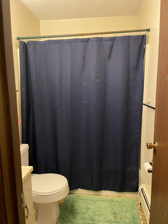 bathroom - Green Valley Apartments