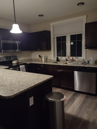 Kitchen - Apartment share close to campus