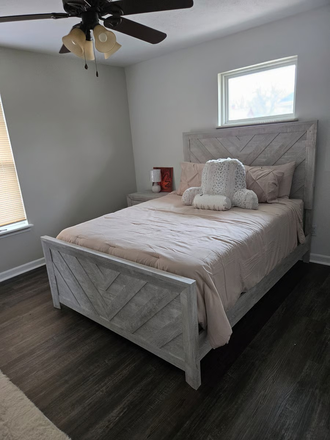 Bedroom 2 - Cozy Property House