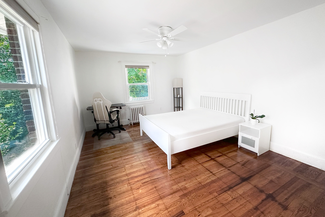  - 2 bedroom Apt in Watertown, close to river walkway, bus route, and more