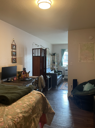Bedroom - Studio Apartment Next to Campus