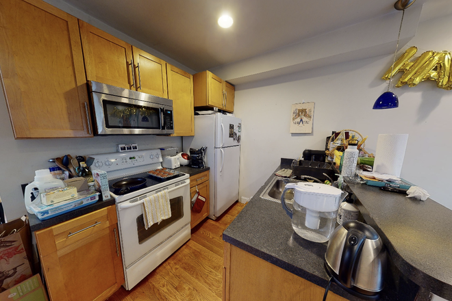 . - Bright & Sunny 3 Bed / 1 Bath w/ LAUNDRY IN UNIT!! Available 9/1/26!! Apartments