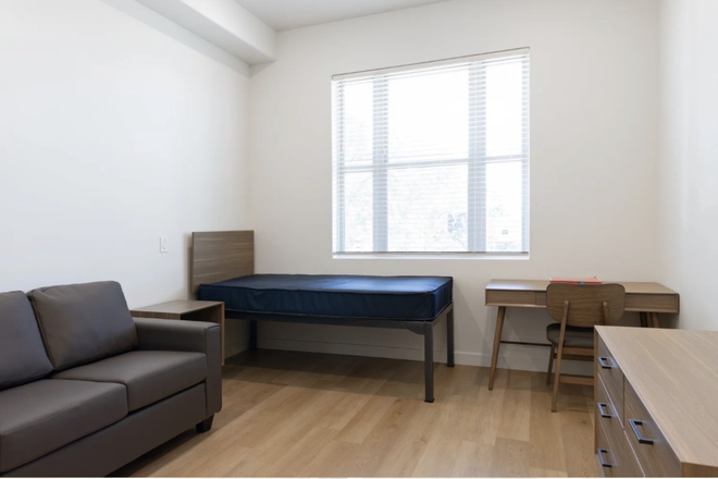 Bedroom - Ivory University House