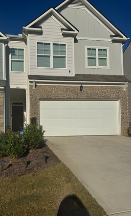 Front - Double garage - Beautiful Home in Mountain Park—Only 5 Minutes from UNG!