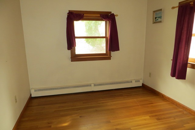 Bedroom - Comfortable BTV Homeshare