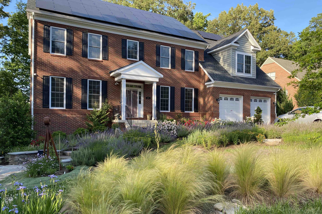 house - Basement bedroom in luxury Geek House near UMD ($1095 utilities included)