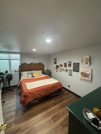 Bedroom - SPRING/SUMMER SUBLET IN SOUTH BOULDER House