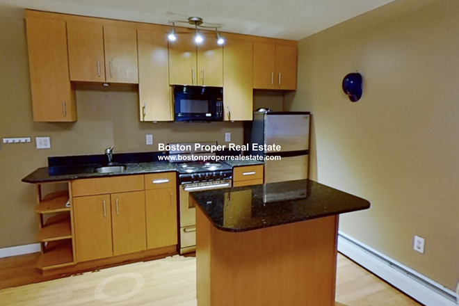 A - Modern, near Longwood Medical, Fenway Schools, park area, NO BROKER FEE Apartments